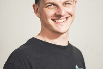 pierre olivier ze plombier nantes à vélo