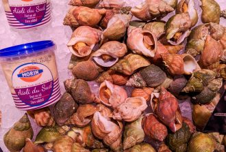 Poissonnerie Moreau Jordy située sur le marché de Talensac à Nantes