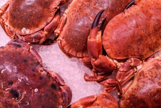 Poissonnerie Moreau Jordy située sur le marché de Talensac à Nantes