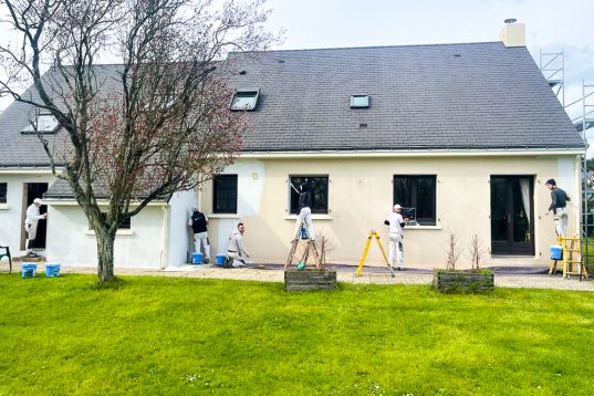 Quali Ethic Peinture Nantes Enduiseur Façadier Parqueteur Peintre Peintre d'extérieur Peintre d'intérieur Pose Rénovation