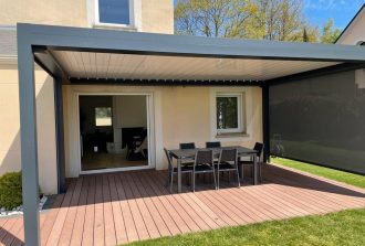 Sarl Bournigal Expert Fenêtre Évacuation des anciennes fenêtres Fenêtres Fenêtres sur-mesure Fenêtrier Installateur de pergola et store Installateur de portails et portes de garage Menuisier Portails Portes Pose Pose de fenêtres Réparateur de portails et portes de garage Réparateur de volets Storiste Volets