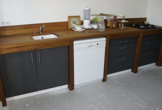 Menuiserie Agencement Général MAG Agenceur Concepteur de dressings et rangements Cuisiniste Ebéniste Fabricant de mobilier Installation Menuisier Parqueteur Réalisation