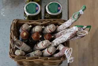 Garde Manger Caviste Epicier Fromager Crémier Primeur