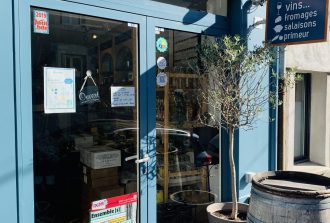 Garde Manger Caviste Epicier Fromager Crémier Primeur