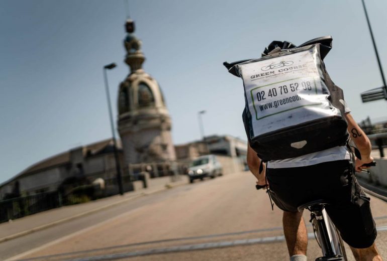 Artisans, Green Course vous dépanne à vélo !
