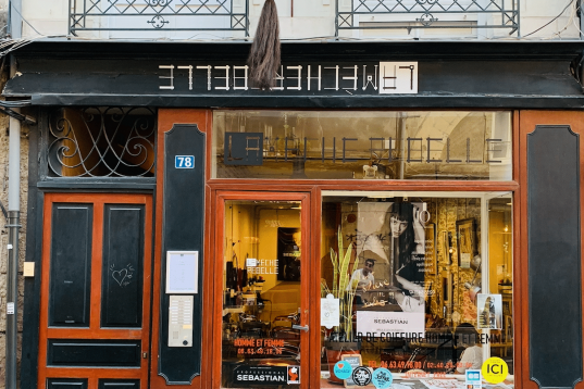 La-meche-rebelle-coiffeur-nantes