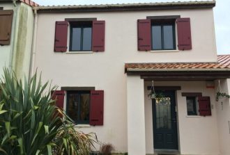 Sarl Bournigal Expert Fenêtre Évacuation des anciennes fenêtres Fenêtres Fenêtres sur-mesure Fenêtrier Installateur de pergola et store Installateur de portails et portes de garage Menuisier Portails Portes Pose Pose de fenêtres Réparateur de portails et portes de garage Réparateur de volets Storiste Volets