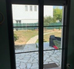 Sarl Bournigal Expert Fenêtre Évacuation des anciennes fenêtres Fenêtres Fenêtres sur-mesure Fenêtrier Installateur de pergola et store Installateur de portails et portes de garage Menuisier Portails Portes Pose Pose de fenêtres Réparateur de portails et portes de garage Réparateur de volets Storiste Volets