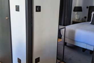 societe-pinel-patrick-regis-electricien-plombier-concepteur-salle-de-bain-nantes