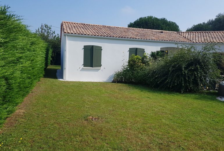 Une autre rénovation de façade Décorateur d'intérieur Peintre d'extérieur Peintre d'intérieur