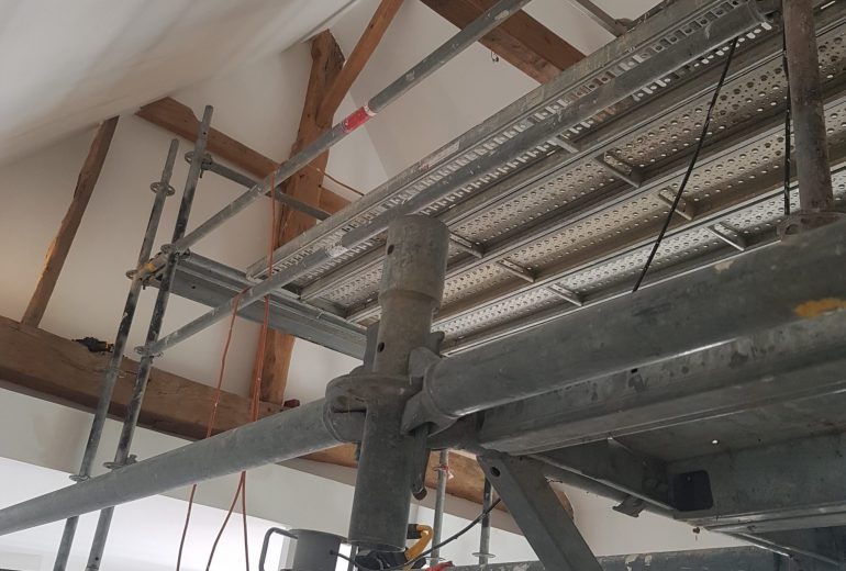 Pose de papier peint géométrique Décorateur d'intérieur Peintre d'extérieur Peintre d'intérieur