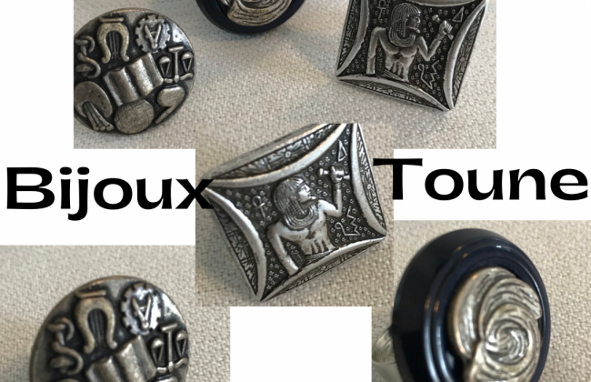 Bagues boutons métal argenté