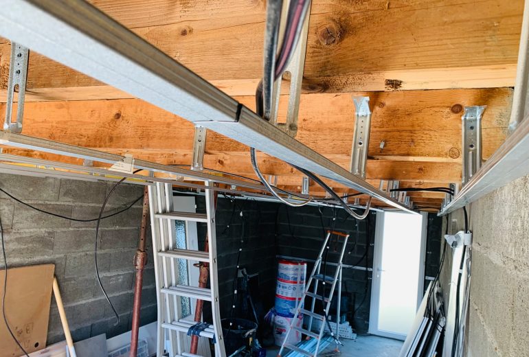 Transformation d'un ancien garage Électricien Plombier