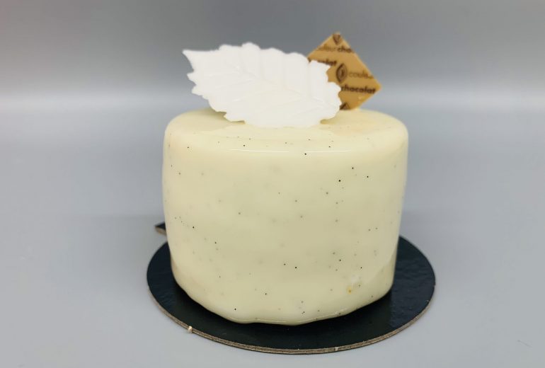 Bûches et truffes en ce moment ! Biscuitier Chocolatier Pâtissier