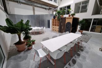 Calissence Bois Agenceur Cuisiniste Fabricant de mobilier Fabrication Menuisier Mobilier Parqueteur Parquets Poseur de cuisine Réalisation Terrasses