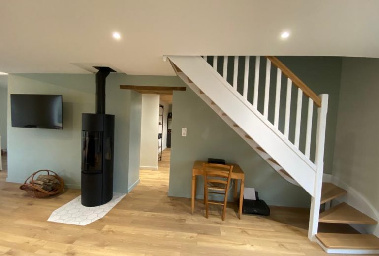 Rénovation complète d’une maison 🤩 Parqueteur Peintre d'intérieur Solier moquettiste