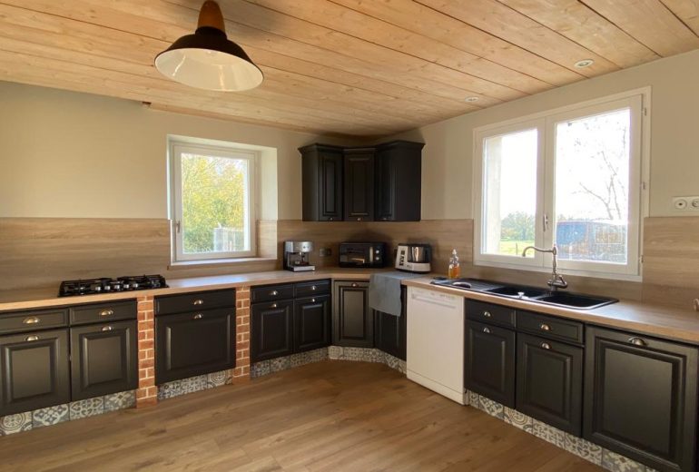 Rénovation complète d’une maison 🤩 Parqueteur Peintre d'intérieur Solier moquettiste