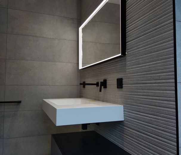 Concept salle de bain clé en main Carreleur Faïencier Plombier