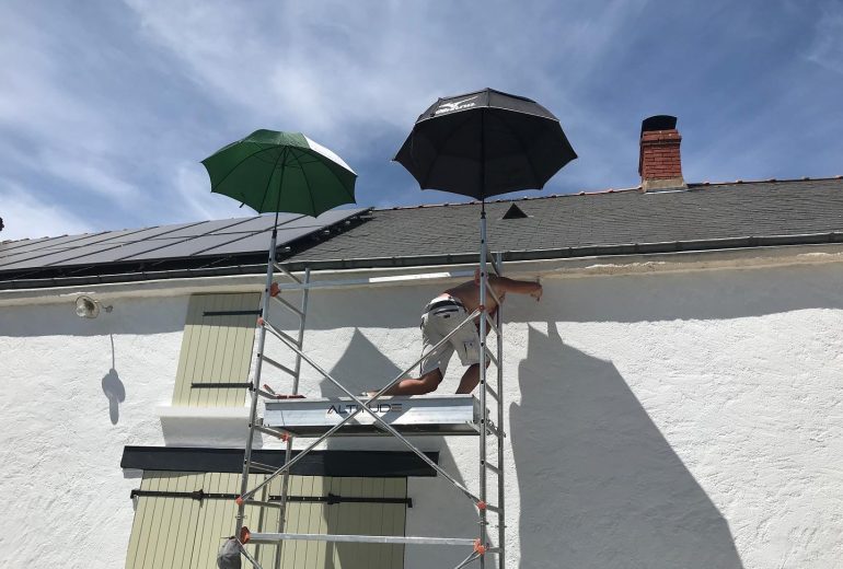 Au travail, comme à la plage 🏖 Façadier Parqueteur Peintre d'extérieur Peintre d'intérieur Solier moquettiste