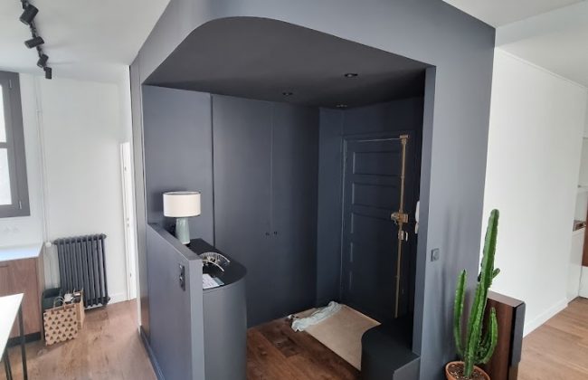 Entrée Appartement Nantais Agenceur Cuisiniste Menuisier Parqueteur Poseur de cuisine