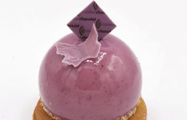 La pâtisserie rafraîchissante : la bulle de cassis 😍 Biscuitier Chocolatier Pâtissier