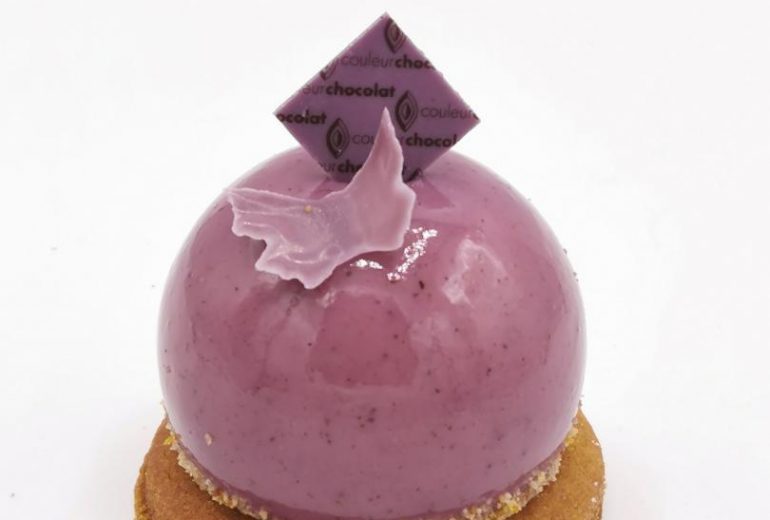 La pâtisserie rafraîchissante : la bulle de cassis 😍 Biscuitier Chocolatier Pâtissier