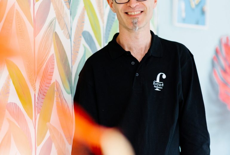 PORTRAITS DE PEINTRES 🎨 Décorateur d'intérieur Façadier Peintre d'extérieur Peintre d'intérieur Solier moquettiste