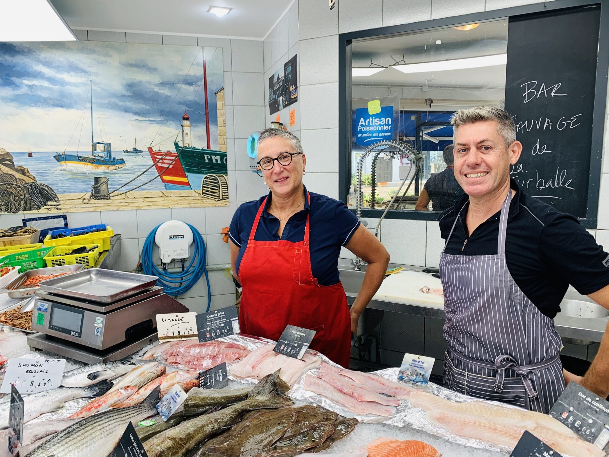 Poissonnerie Le Loup Le Homard Et La Crevette