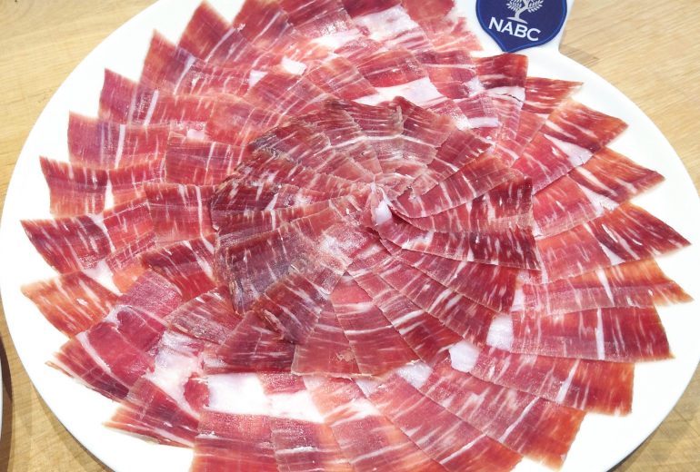 Assiettes créatives jambon ibérique Pata Negra Traiteur
