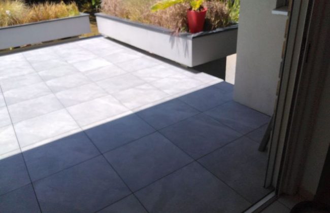 Réalisation d'une terrasse sur plot à Saint Molf Carreleur Faïencier Plombier