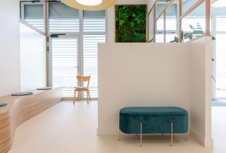 renovation cabinet medical Soizic Besseau Architecte d'Intérieur credit photo Emmanuelle Janière