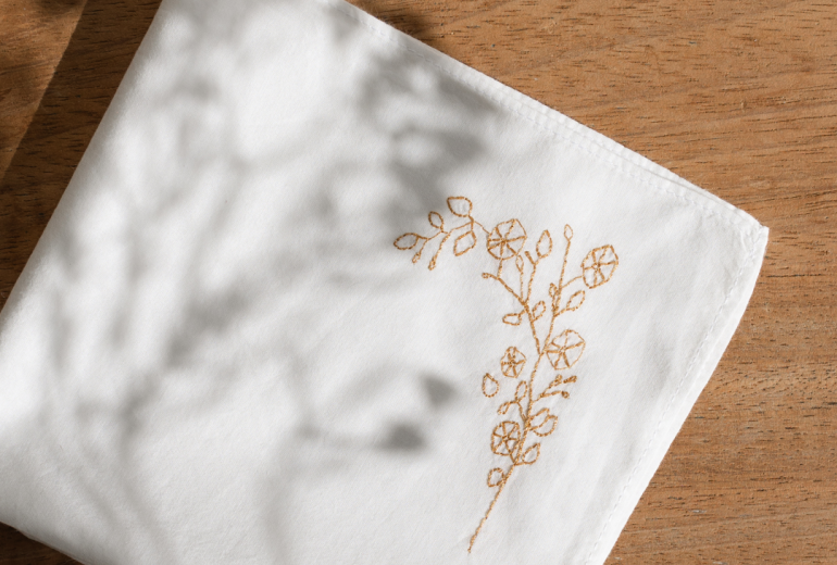 Mouchoir de cérémonie !