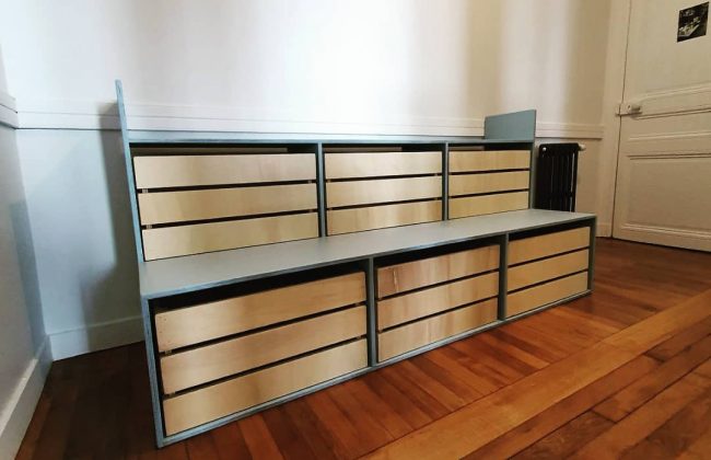 Meuble/Banc de rangement pour enfants Agenceur Ebéniste Fabricant de mobilier Menuisier