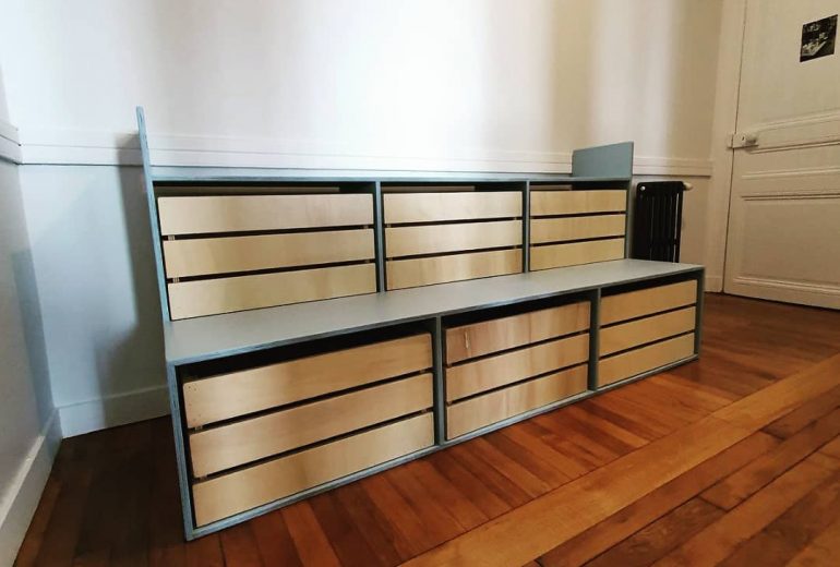 Meuble/Banc de rangement pour enfants Agenceur Ebéniste Fabricant de mobilier Menuisier