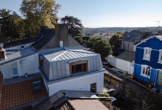 surélévation maison nantes