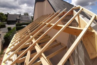 surélévation maison nantes