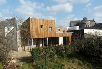 surélévation maison nantes