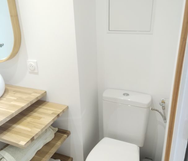 Concept salle de bain clé en main à Nantes Carreleur Faïencier Plombier