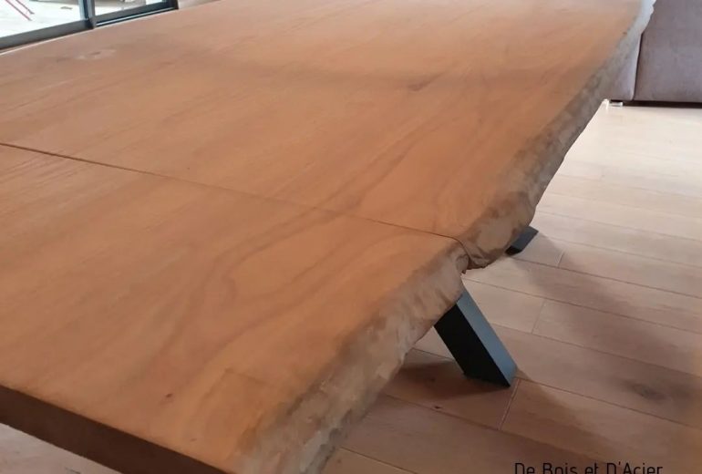 Table à manger en chêne massif Agenceur Ebéniste Fabricant de mobilier Menuisier