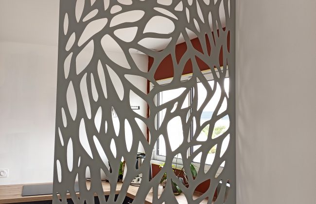 Claustra de séparation en alu Métallier Serrurier