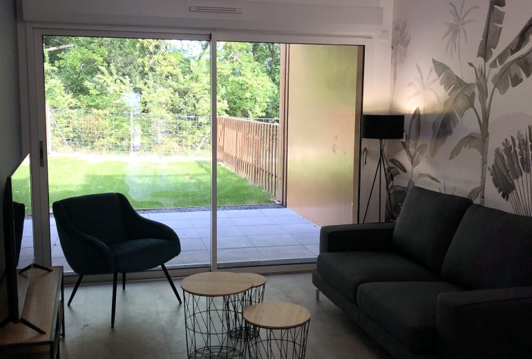 Aménagement d'une colocation Agenceur Concepteur de dressings et rangements Cuisiniste Poseur de cuisine