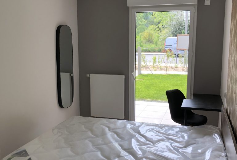 Aménagement d'une colocation Agenceur Concepteur de dressings et rangements Cuisiniste Poseur de cuisine