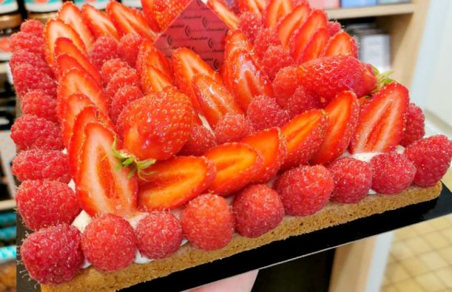 Les fraises et framboises locales sont arrivées ! Biscuitier Chocolatier Pâtissier