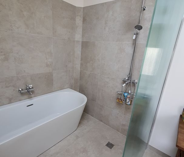 Concept salle de bain Sévérac Carreleur Faïencier Plombier