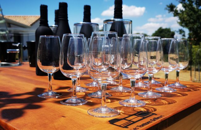 Le bar à vins éphémère, le petit + de vos évènements ! Caviste Traiteur