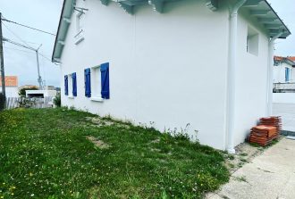 Couleurs de Jade Applicateur Béton Ciré Façades Papier peint Parqueteur Peintre Peintre d'extérieur Peintre d'intérieur Peinture à effet Peinture métallisée Pose Sableur Solier moquettiste