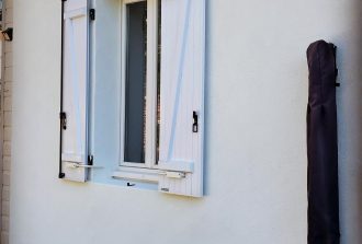 Couleurs de Jade Applicateur Béton Ciré Façades Papier peint Parqueteur Peintre Peintre d'extérieur Peintre d'intérieur Peinture à effet Peinture métallisée Pose Sableur Solier moquettiste