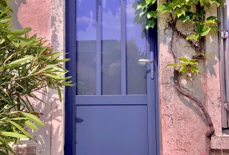 Sarl Bournigal Expert Fenêtre Évacuation des anciennes fenêtres Fenêtres Fenêtres sur-mesure Fenêtrier Installateur de pergola et store Installateur de portails et portes de garage Menuisier Portails Portes Pose Pose de fenêtres Réparateur de portails et portes de garage Réparateur de volets Storiste Volets