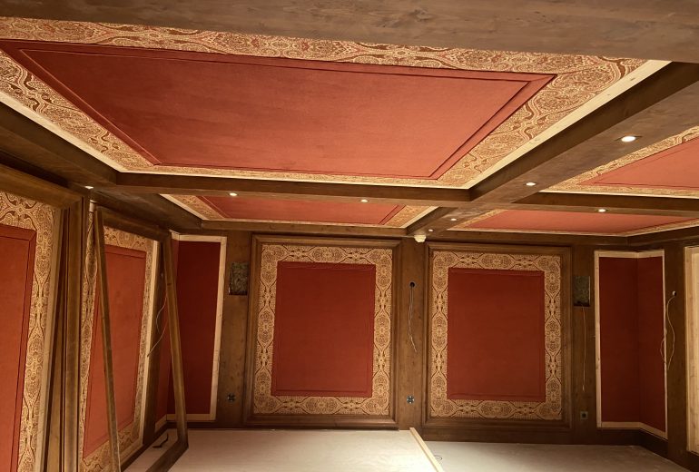 Une fin d'année bien occupée ! Abat-jouriste Tapissier Décorateur