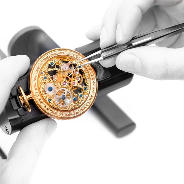 atelier horlogerie à Nantes